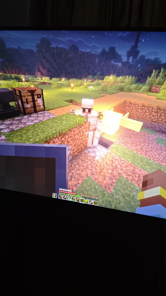 Minecraft Iron Golem at Anvil